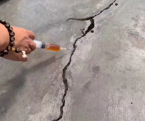 海淀混凝土裂缝修补技术详解​